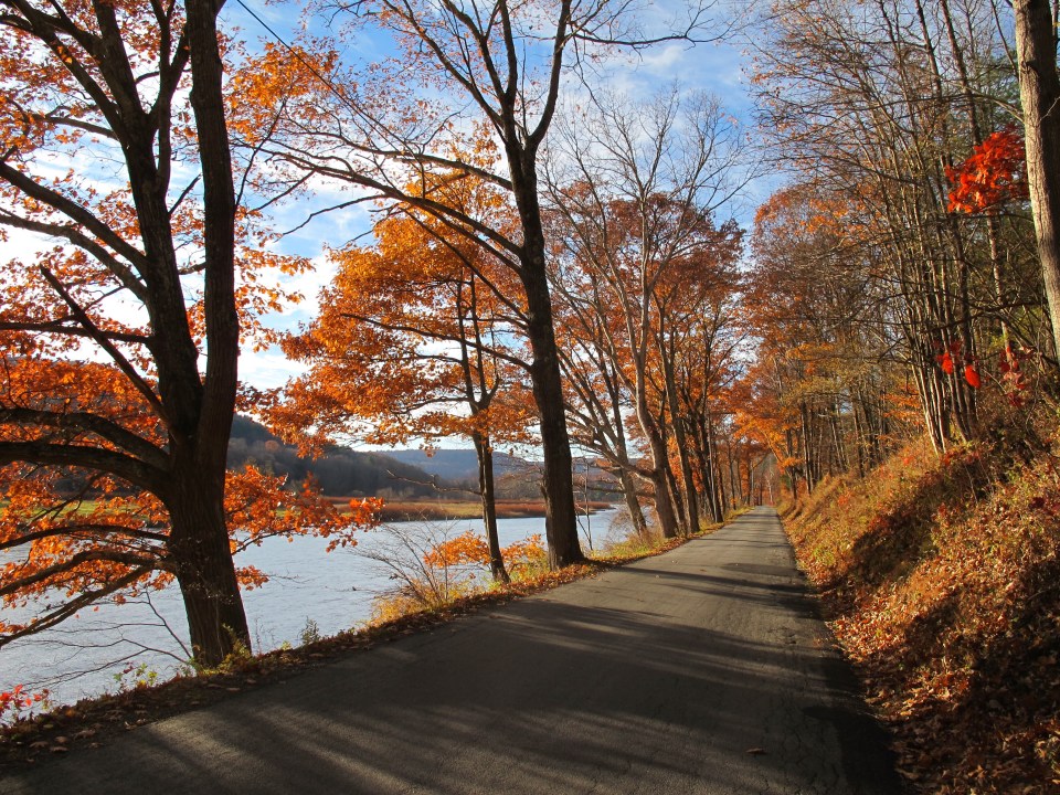 river-road-bike-ride
